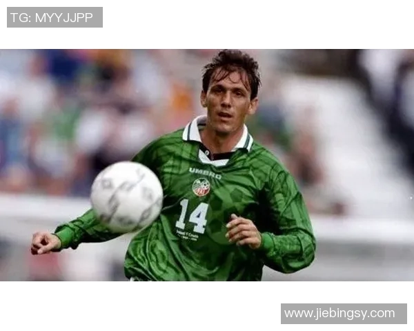 老足球明星队长高清图片展示回顾经典瞬间与辉煌历程